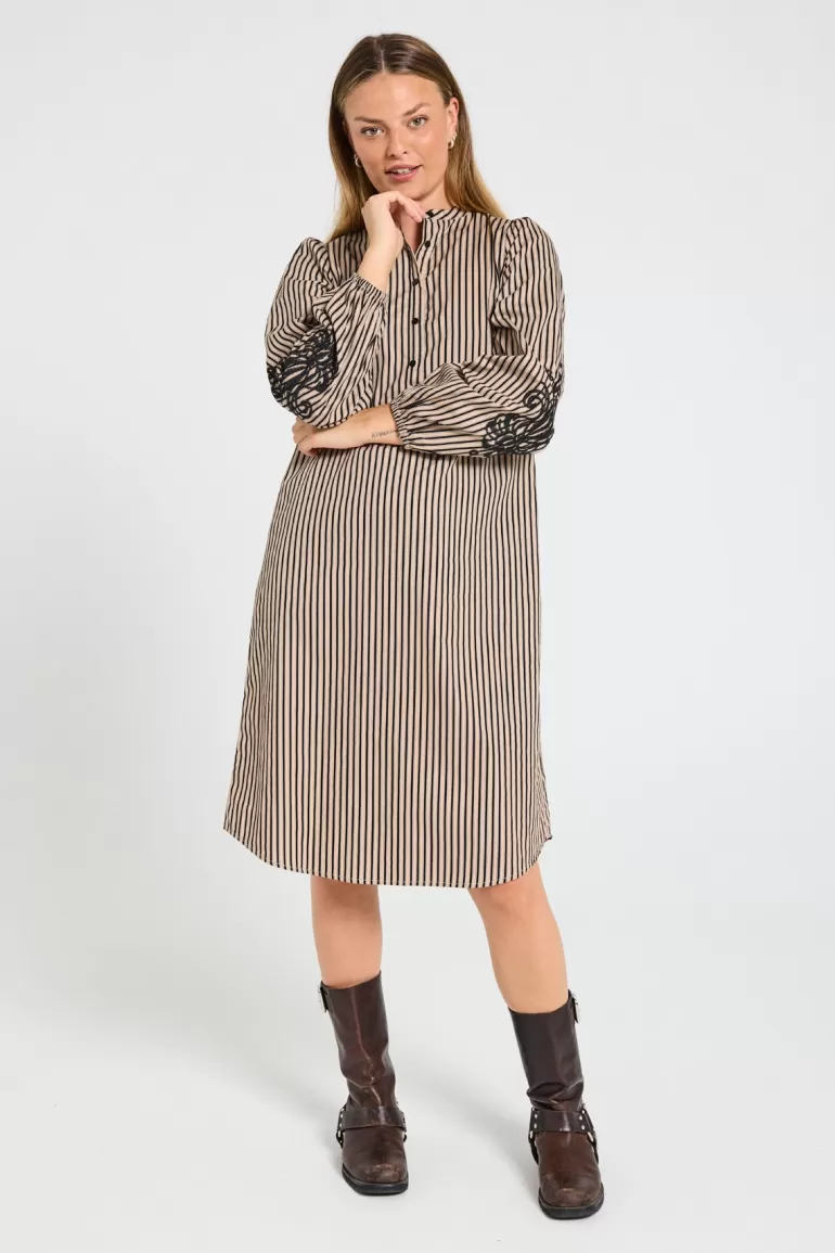 FREEQUENT FQJOLIE - STRIPED DRESS - BLACK AND BEIGE SimplyTaupew.Black Clearance